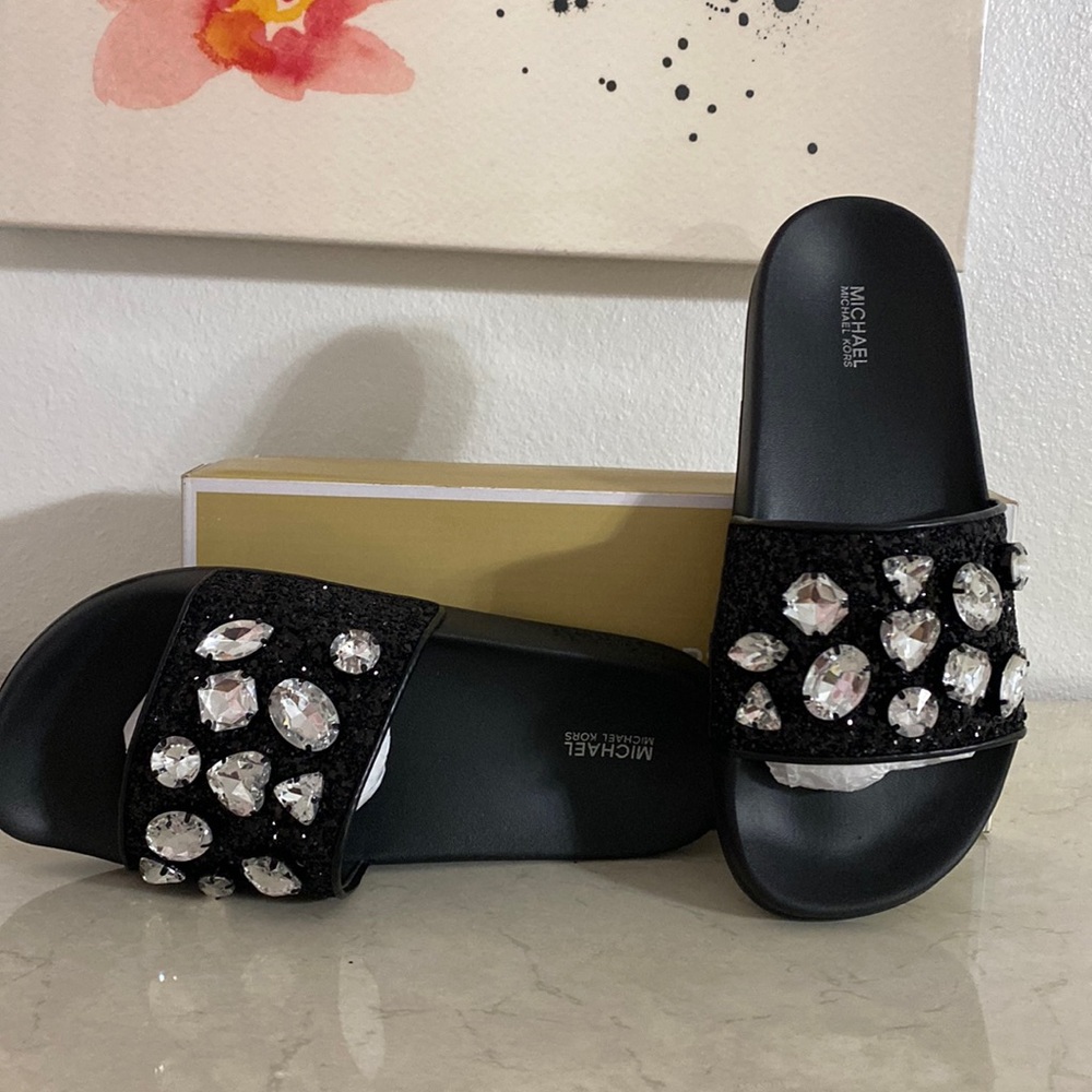 *BRAND NEW* Michael Kors slides